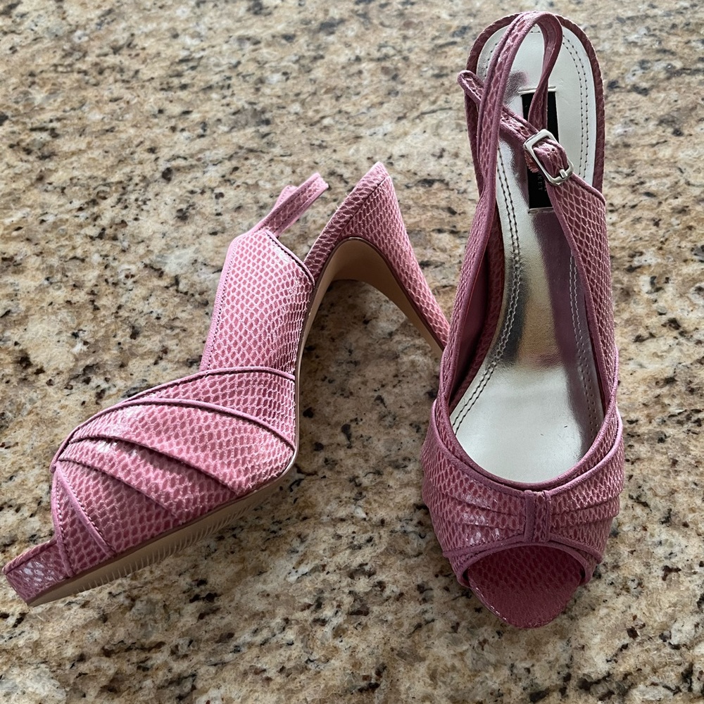 WHBM Riley heels - Picture 2 of 6